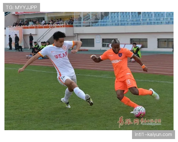 青岛西海岸战平辽宁铁人，田玉达李浩然连线扳平比分